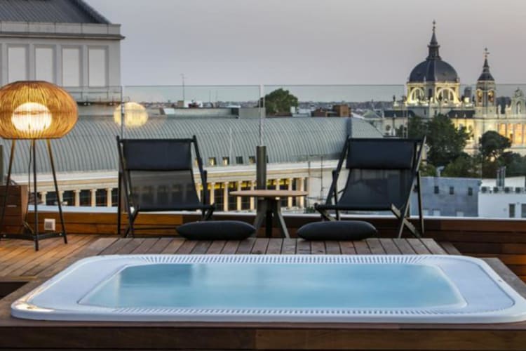 Terrace jacuzzi